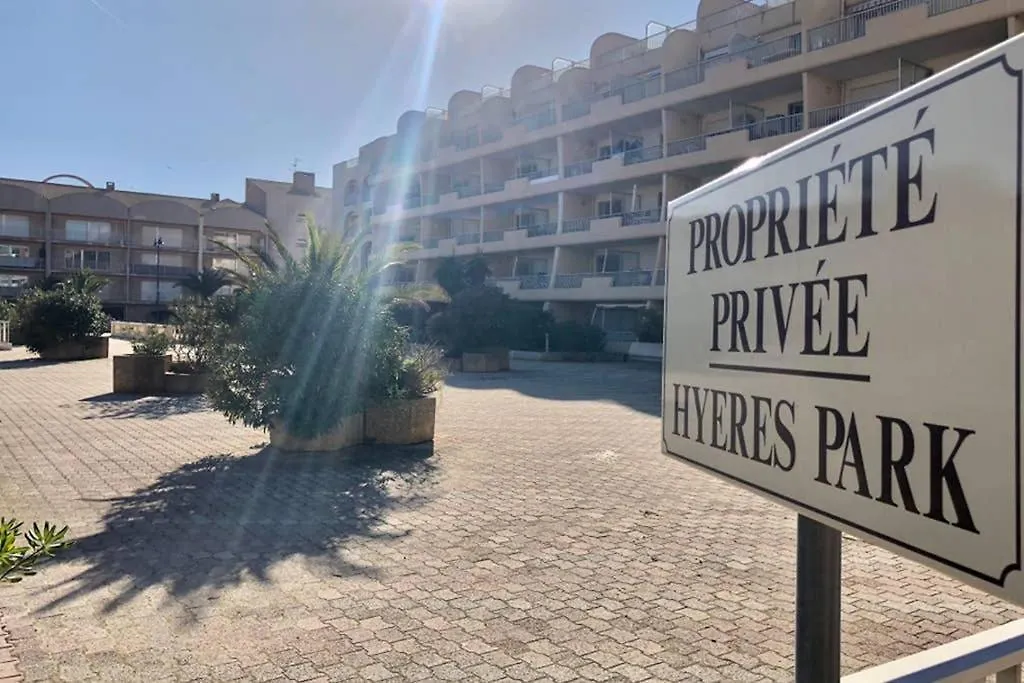 Studio Port De Hyeres Proche Des Plages Daire